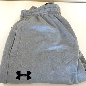 NWT Under Armour gray tapered sweatpants